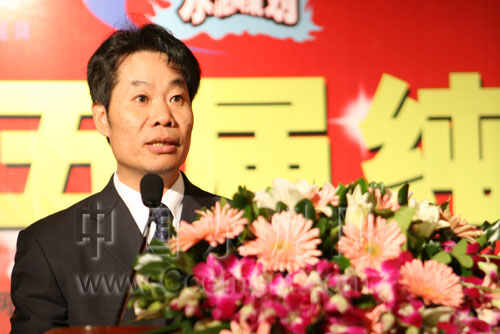 中材節(jié)能總經(jīng)理何新平在第五屆余熱發(fā)電峰會上的致辭