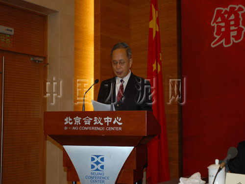 張人為會長在中國水泥協(xié)會第六次會員代表大會上的講話